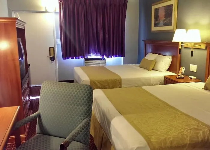 Travelodge By Wyndham Near I-40 Flagstaff
